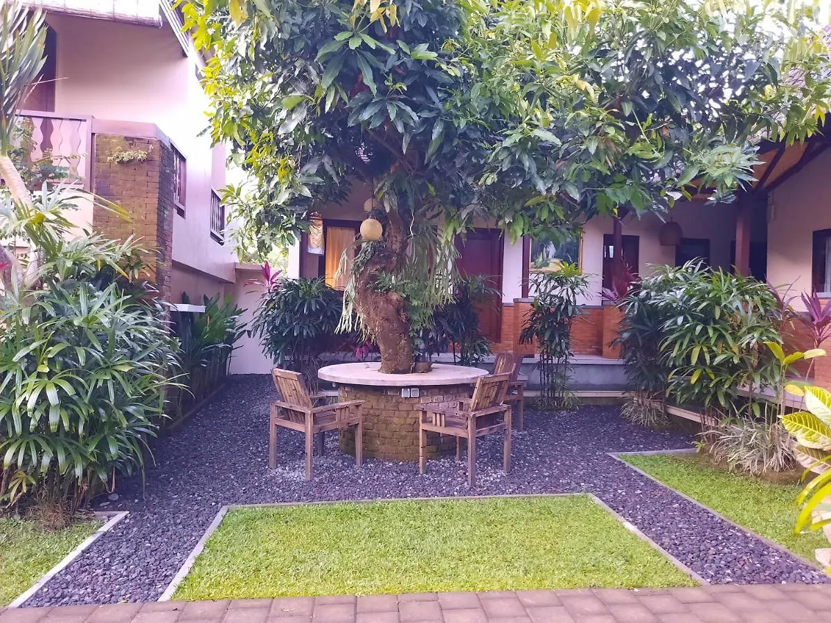 Sahadewa House Hotel Ubud  2*, Ubud (Bali)