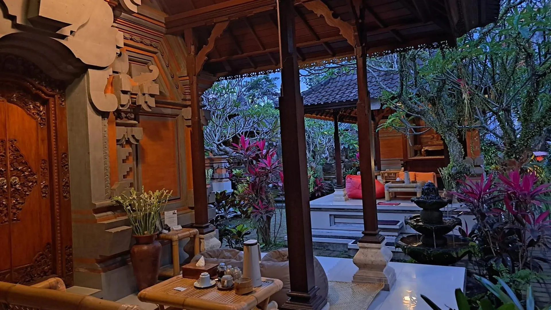 Guest house Sahadewa House Hotel Ubud