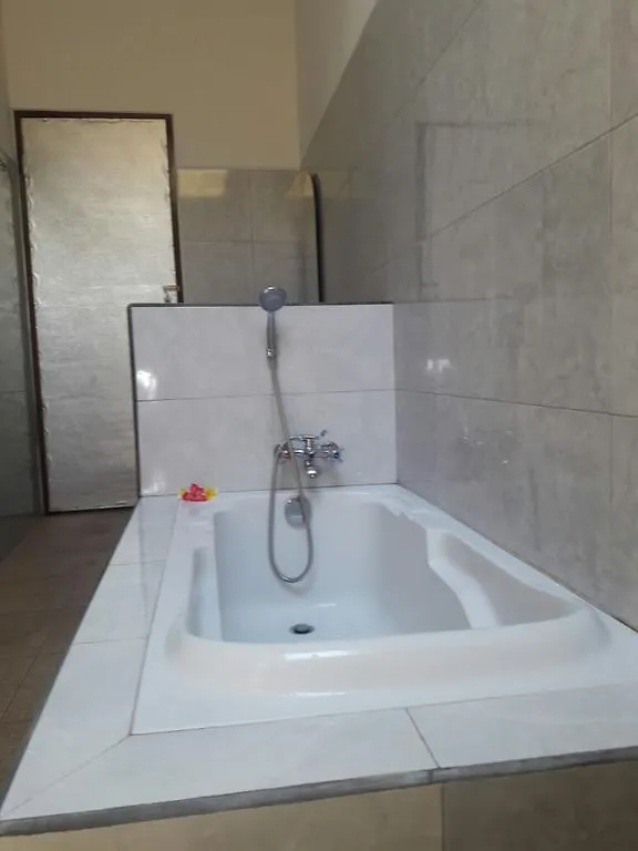 Sahadewa House Hotel Ubud  Guest house